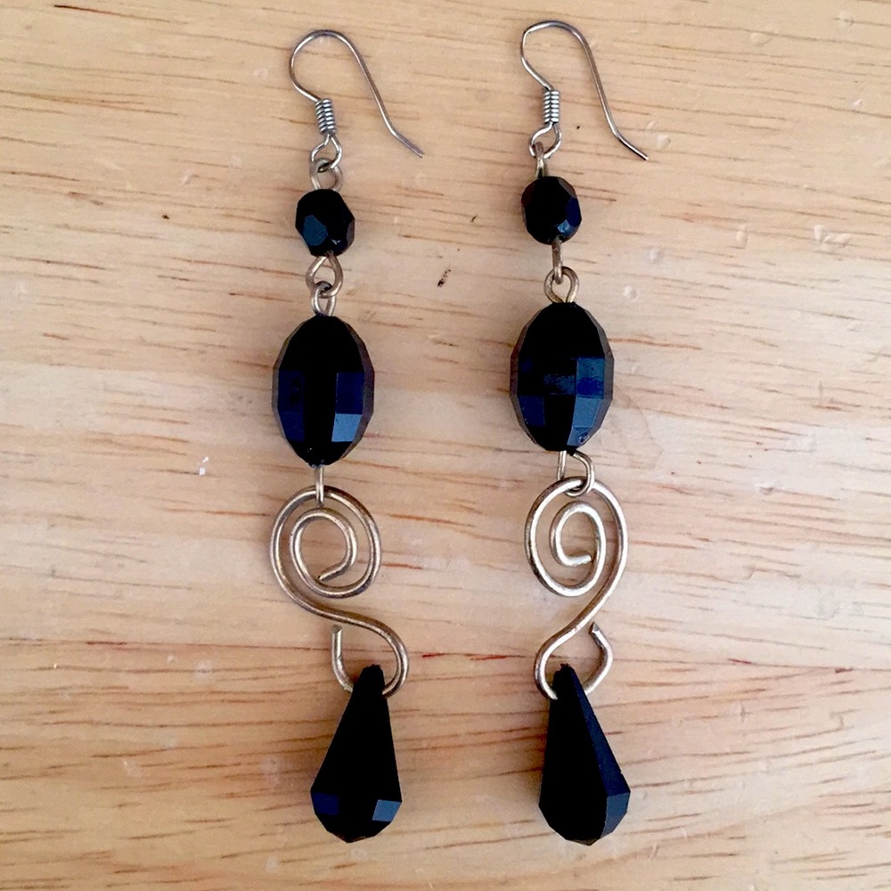 Black and gold tone drop earrings
